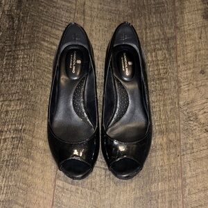 Bandolino Black Patent Peep-Toe Flats